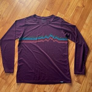 Patagonia long sleeve Capilene Cool Daily women’s medium